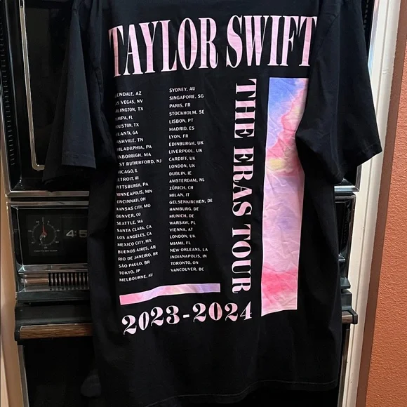 Taylor Swift Black Tour Logo Tee with White Print NWOT - Picture 3 of 4
